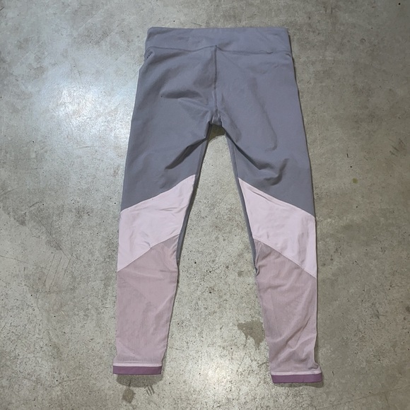 Fabletics woman’s leggings - Picture 2 of 2